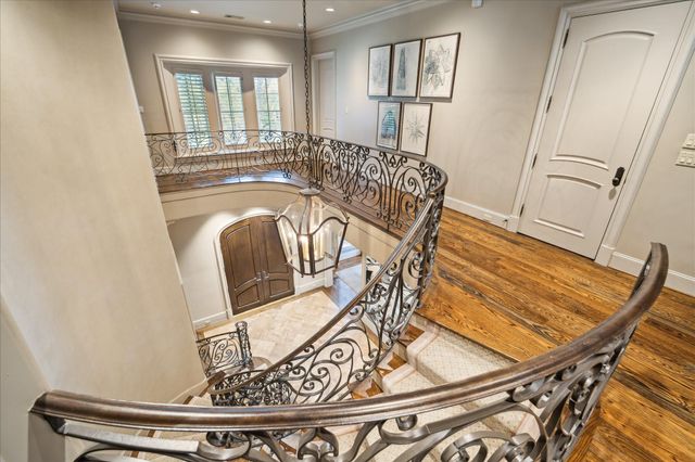 5570 Doliver Drive, Houston, TX 77056