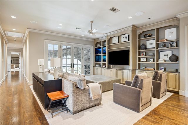 5570 Doliver Drive, Houston, TX 77056