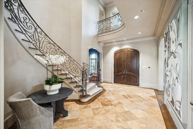 5570 Doliver Drive, Houston, TX 77056