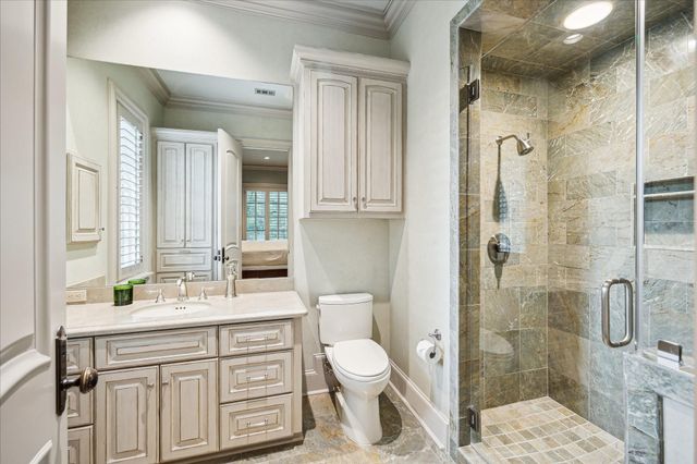5570 Doliver Drive, Houston, TX 77056