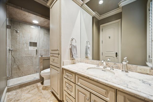 5570 Doliver Drive, Houston, TX 77056