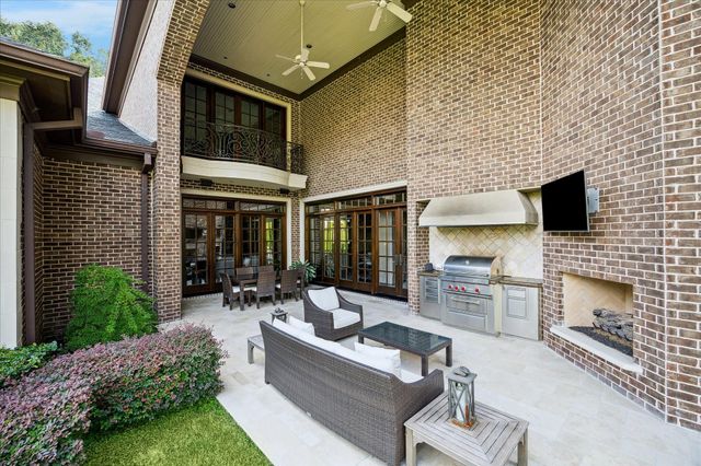 5570 Doliver Drive, Houston, TX 77056