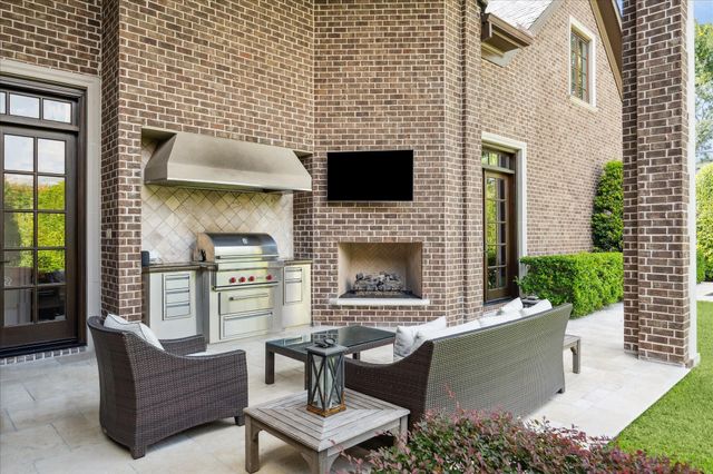 5570 Doliver Drive, Houston, TX 77056