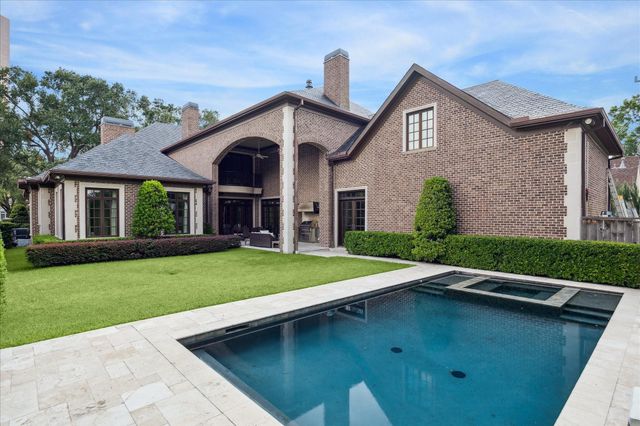 5570 Doliver Drive, Houston, TX 77056