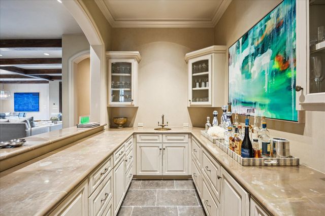 5570 Doliver Drive, Houston, TX 77056