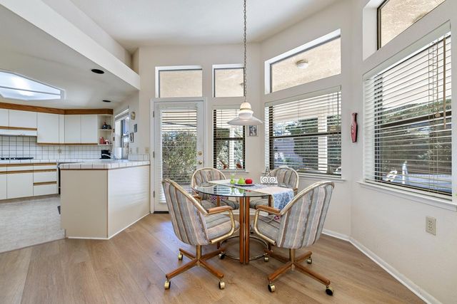 8408 N 6th Street, Fresno, CA 93720