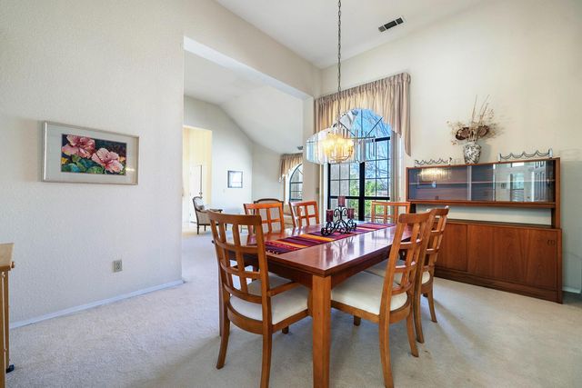 8408 N 6th Street, Fresno, CA 93720