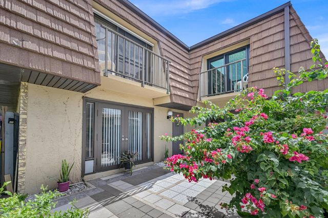 1458 N Lawnwood Circle 26d, Fort Pierce, FL 34950