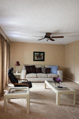 1458 N Lawnwood Circle 26d, Fort Pierce, FL 34950