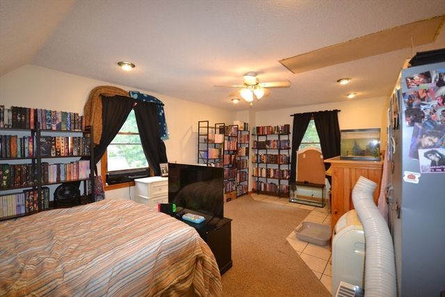 334 Stafford Rd, Monson, MA 01057
