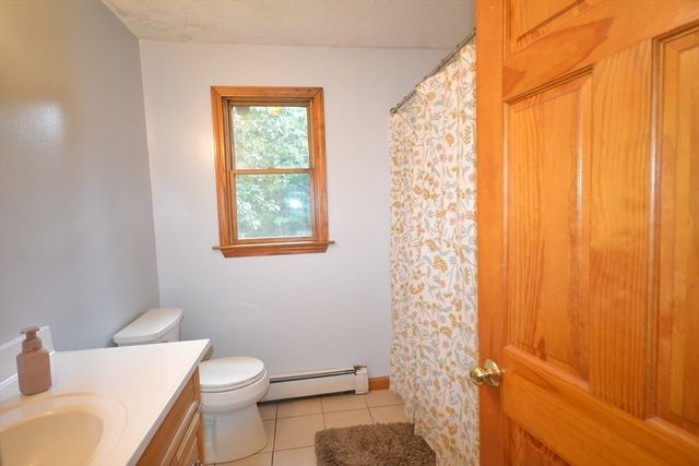 334 Stafford Rd, Monson, MA 01057