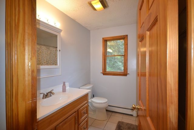 334 Stafford Rd, Monson, MA 01057