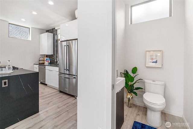 6747 15th Avenue NW, Seattle, WA 98117