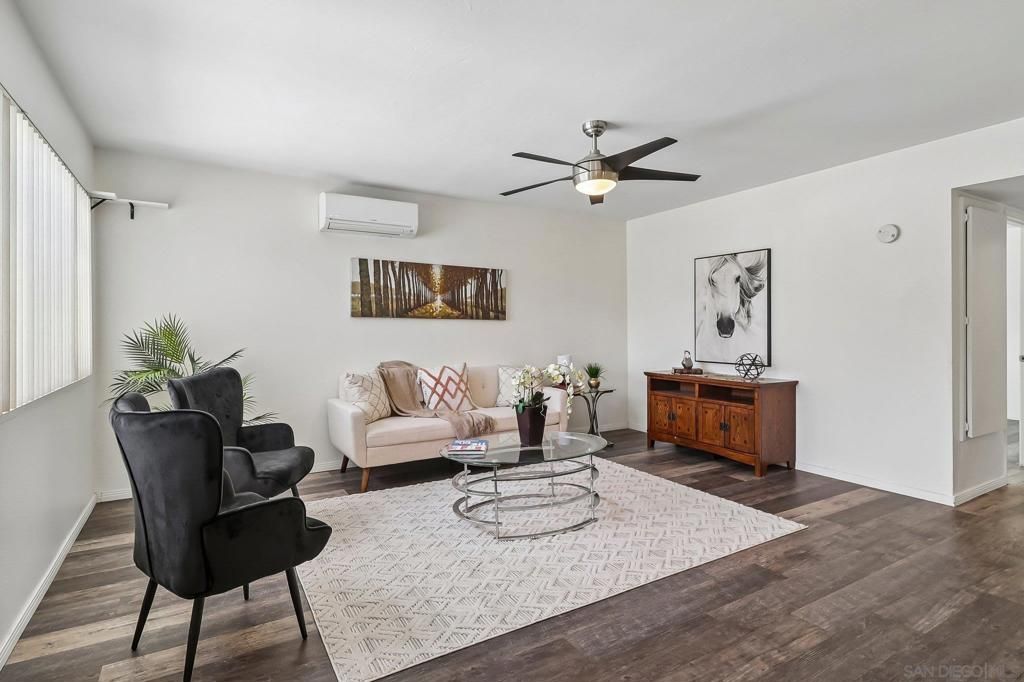 Image 4 of property listing at 598 Tam O Shanter Dr, San Marcos, CA 92069