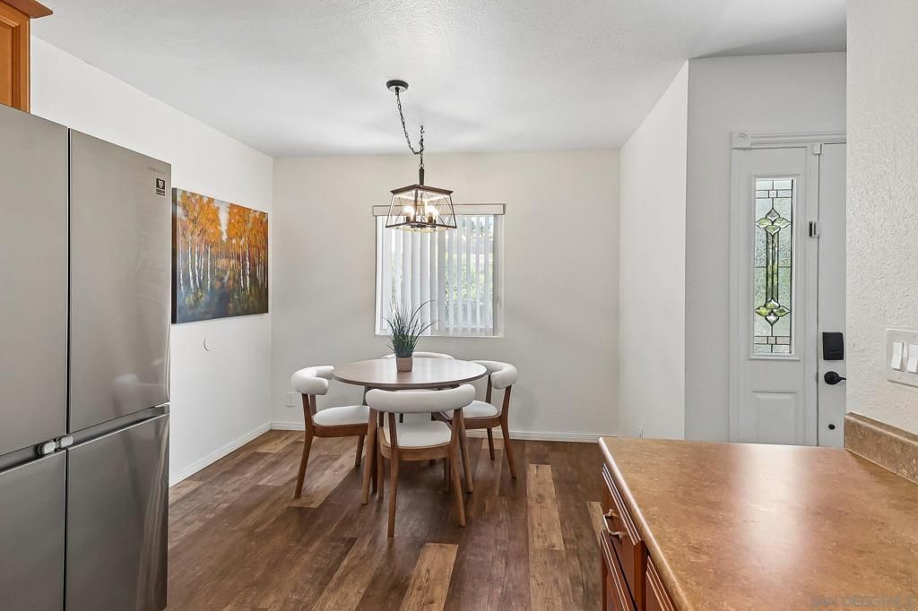 Image 7 of property listing at 598 Tam O Shanter Dr, San Marcos, CA 92069