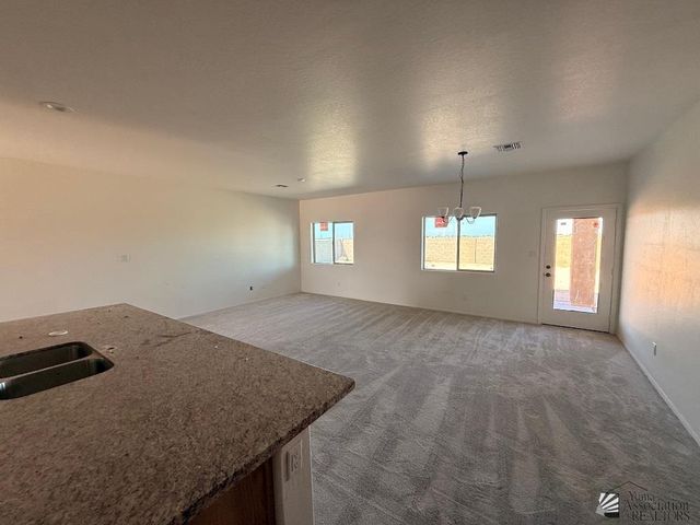 4554 S Desert Oasis Dr, Yuma, AZ 85365
