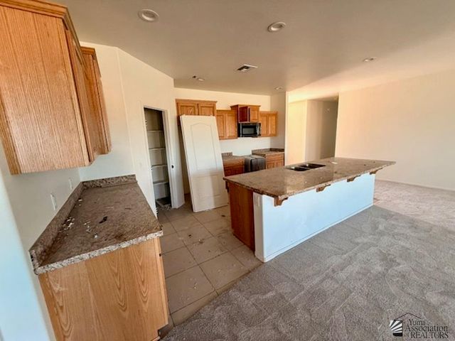 4554 S Desert Oasis Dr, Yuma, AZ 85365