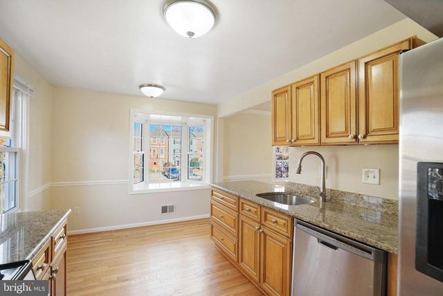 4339 CEDARLAKE CT, Alexandria, VA 22309