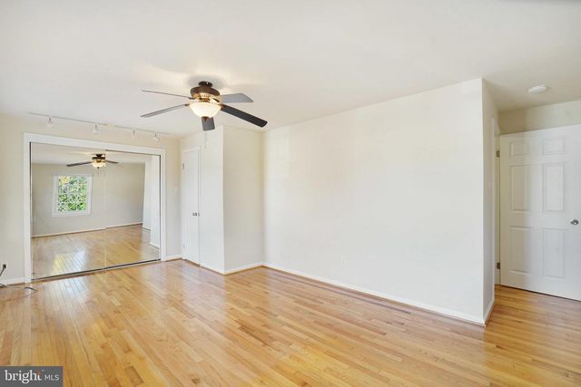 4339 CEDARLAKE CT, Alexandria, VA 22309