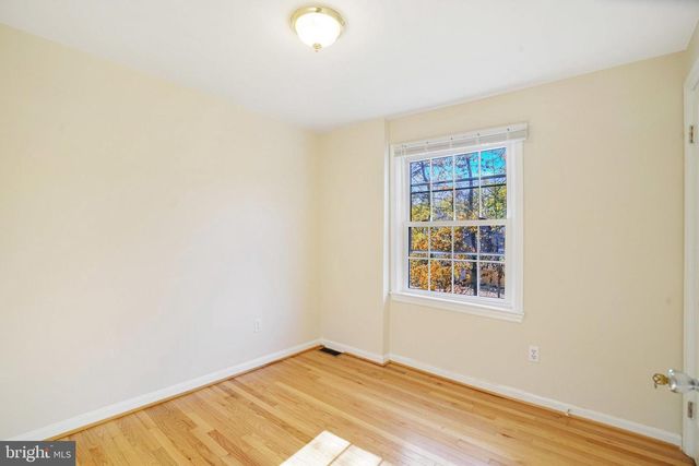 4339 CEDARLAKE CT, Alexandria, VA 22309