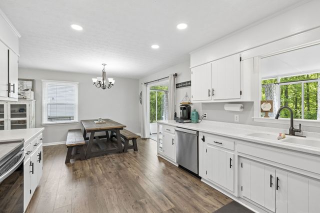 105 Hilco Dr, Lafayette, TN 37083