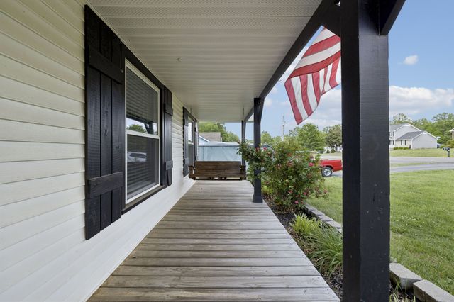 105 Hilco Dr, Lafayette, TN 37083