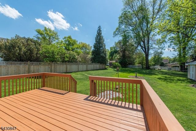 226 Westville Ave, West Caldwell Twp., NJ 07006
