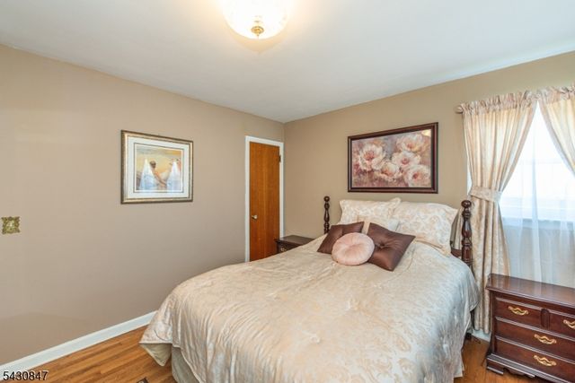 226 Westville Ave, West Caldwell Twp., NJ 07006