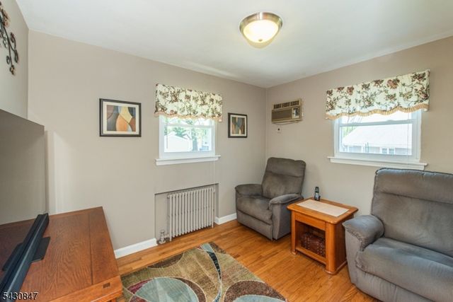 226 Westville Ave, West Caldwell Twp., NJ 07006