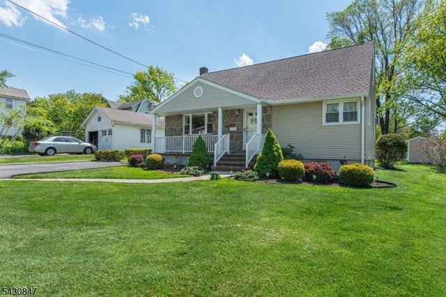 226 Westville Ave, West Caldwell Twp., NJ 07006