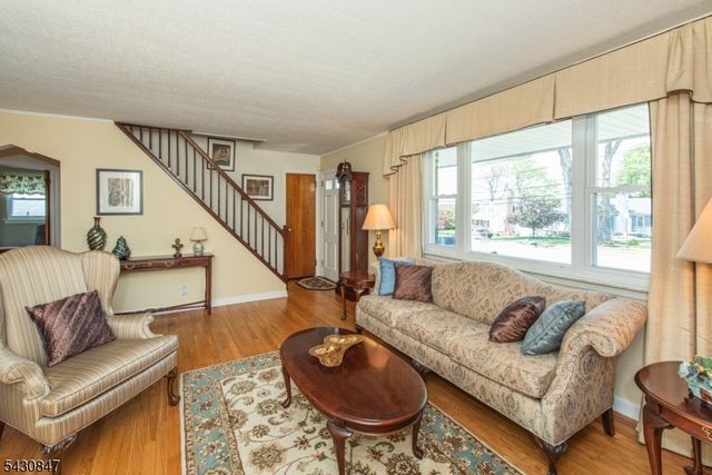226 Westville Ave, West Caldwell Twp., NJ 07006