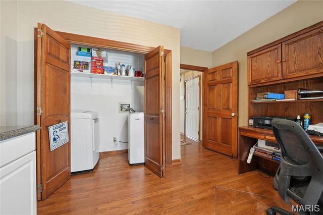 6065 Kerth Road, Unincorporated, MO 63128