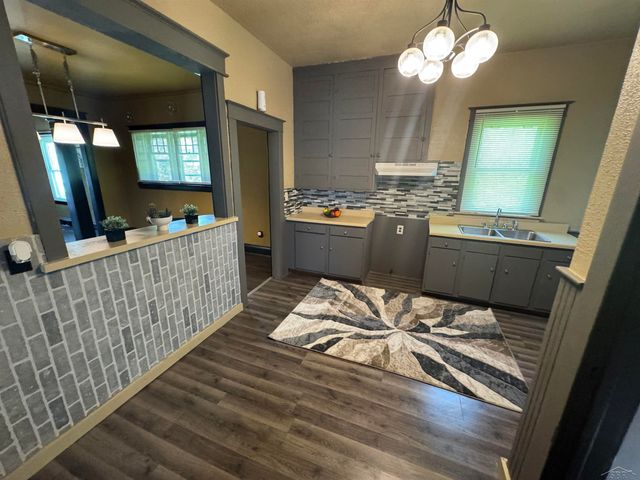 838 S 13th Street, Saginaw, MI 48601