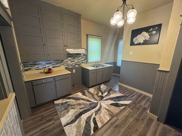838 S 13th Street, Saginaw, MI 48601