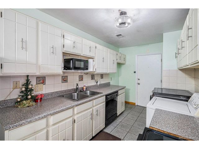 15332 E Temple Pl, Aurora, CO 80015