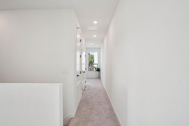2060 Odin Walk, Sacramento, CA 95835