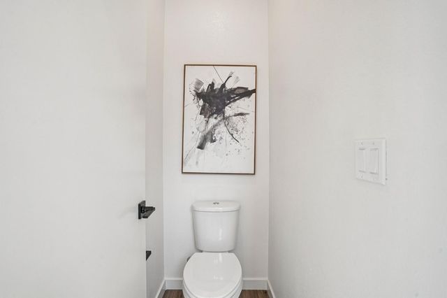 2060 Odin Walk, Sacramento, CA 95835