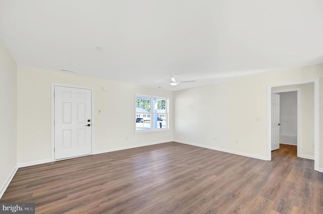 129 HOLLY HILL CT, Fruitland, MD 21826