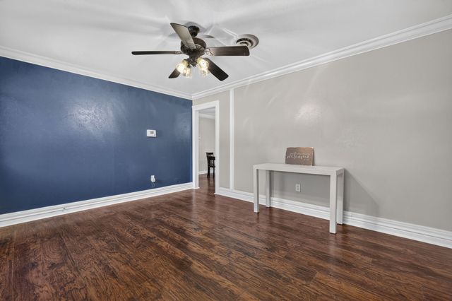 1702 SE 22nd Avenue, Mineral Wells, TX 76067