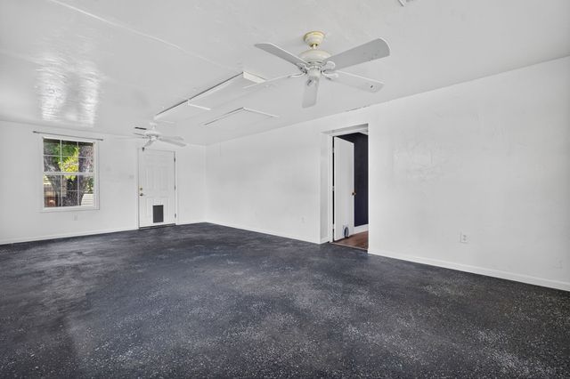 1702 SE 22nd Avenue, Mineral Wells, TX 76067