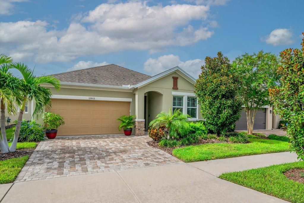 13915 KINGFISHER GLEN DRIVE, Lithia, FL 33547
