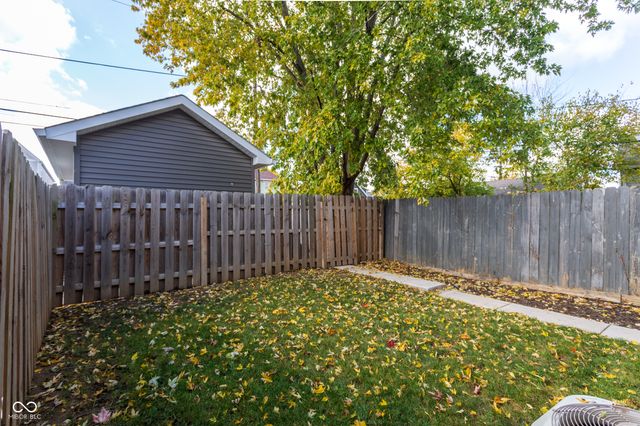 1524 S East Street, Indianapolis, IN 46225