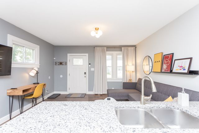 1524 S East Street, Indianapolis, IN 46225