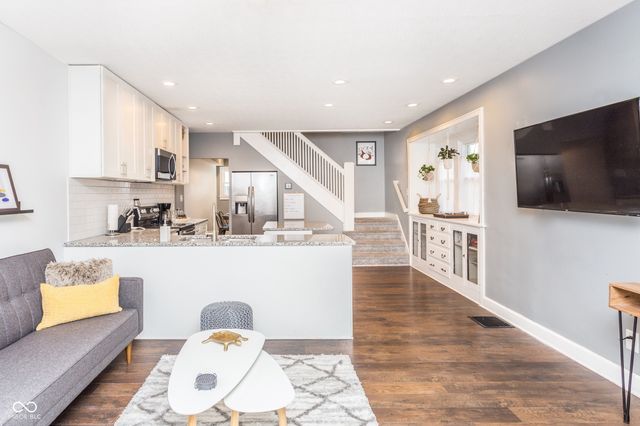 1524 S East Street, Indianapolis, IN 46225