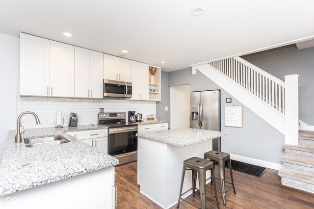 1524 S East Street, Indianapolis, IN 46225