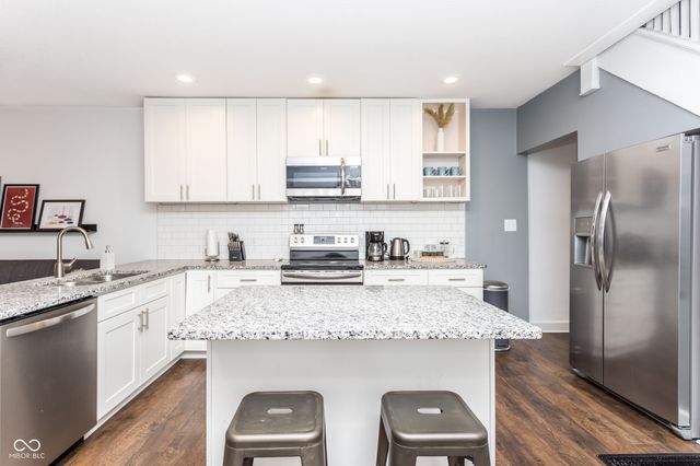 1524 S East Street, Indianapolis, IN 46225