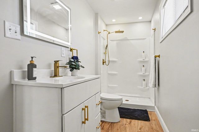 225 Milton Street, South Bend, IN 46613