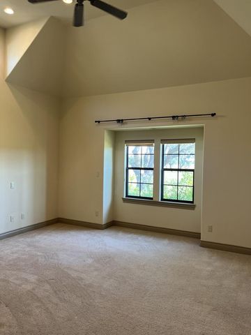 2904 Rock Barn Dr, Kerrville, TX 78028