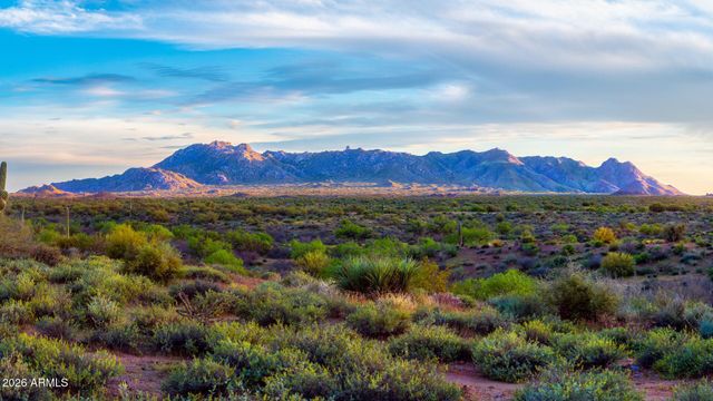 19221 N SOMBRERO Circle, Sun City, AZ 85373