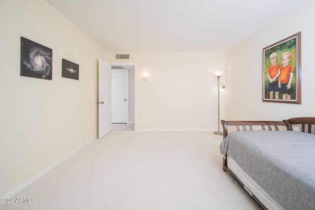 19221 N SOMBRERO Circle, Sun City, AZ 85373